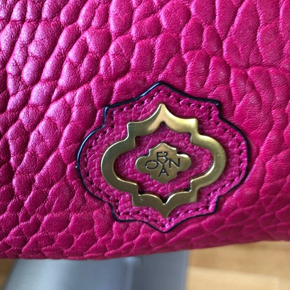 NWOT Cranberry Red Pebble Leather Large Satchel Crossbody Barrel Bag - Picture 2 of 15